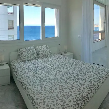 Gemelos 28 Lovely Seafront Views Apartment *